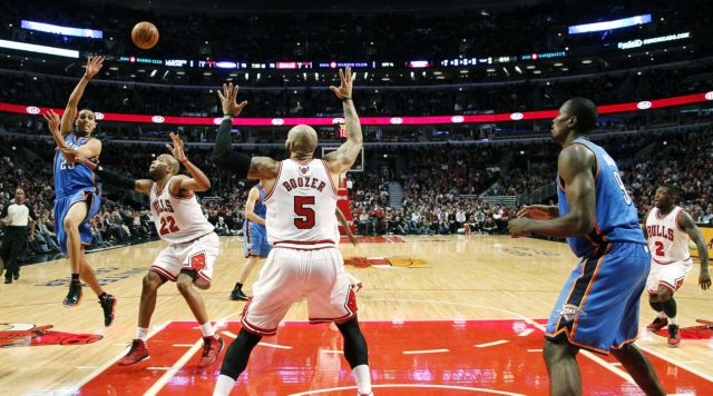 Με νίκη συνέχισαν Οκλαχόμα και ΛΑ Κλίπερς